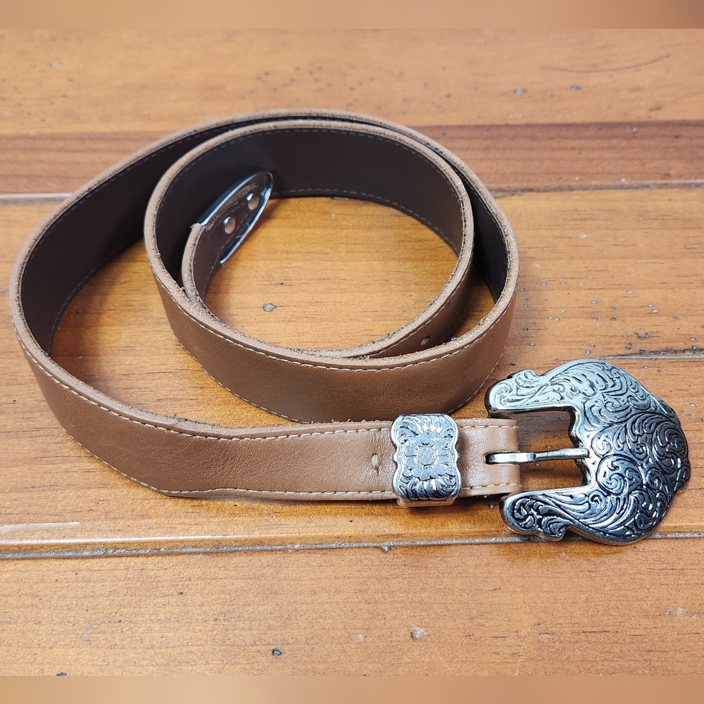 Western Brown Leather Waist Belt with Silver Buckle🤠